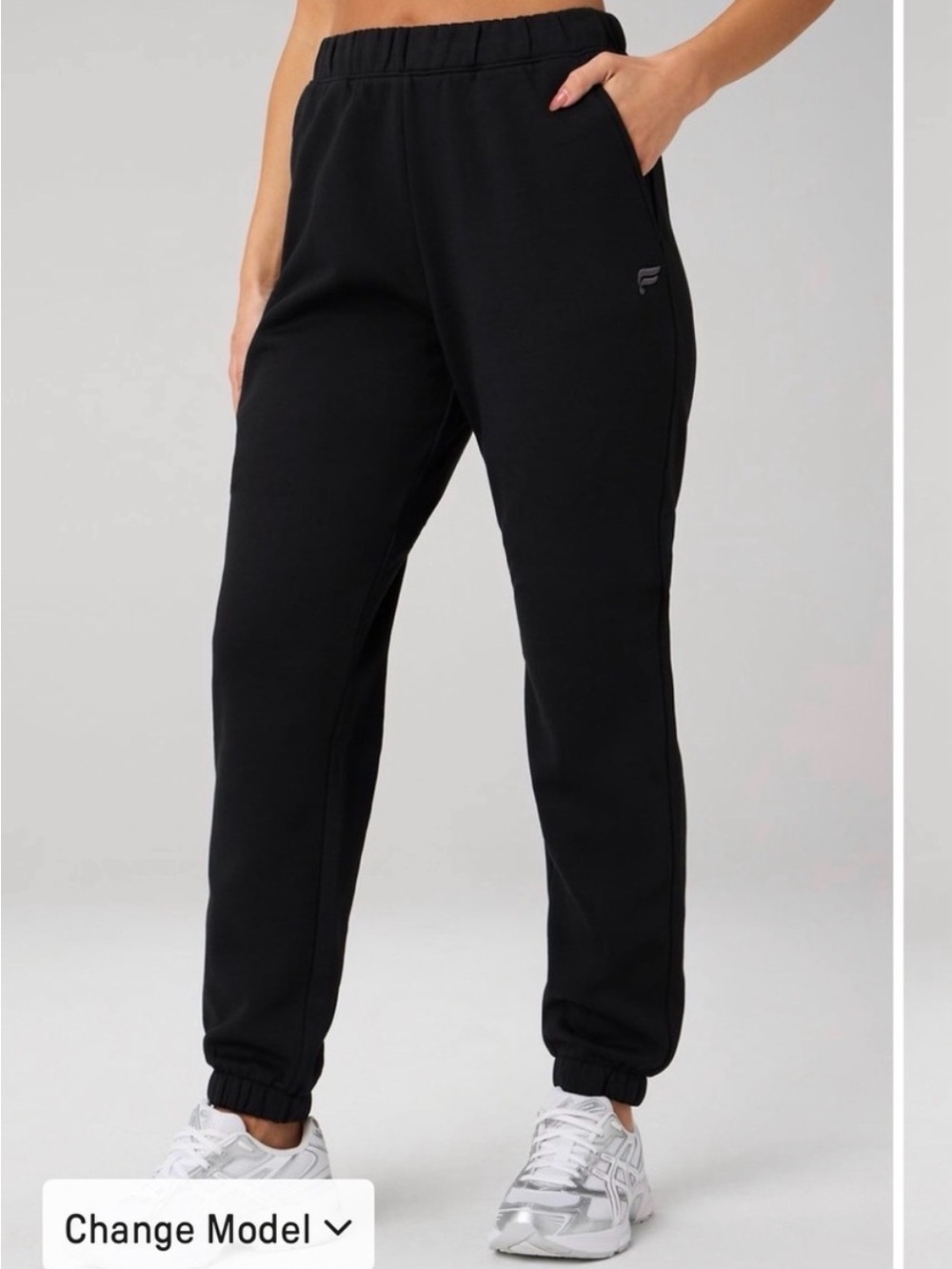 Women’s Fabletics Black Cozy Fleece Go-To Sweatpant Jogger